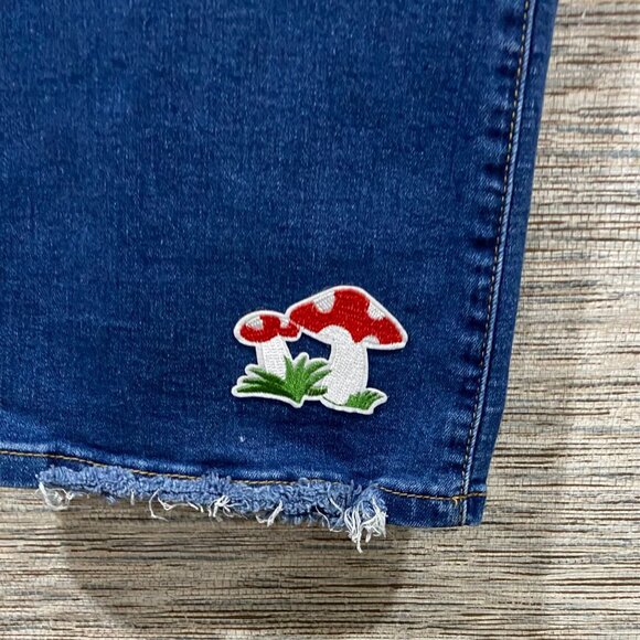 🔥 Custom GOGO Flare Jeans – Distressed & Patchwork Streetwear Statement Denim - Picture 4 of 12